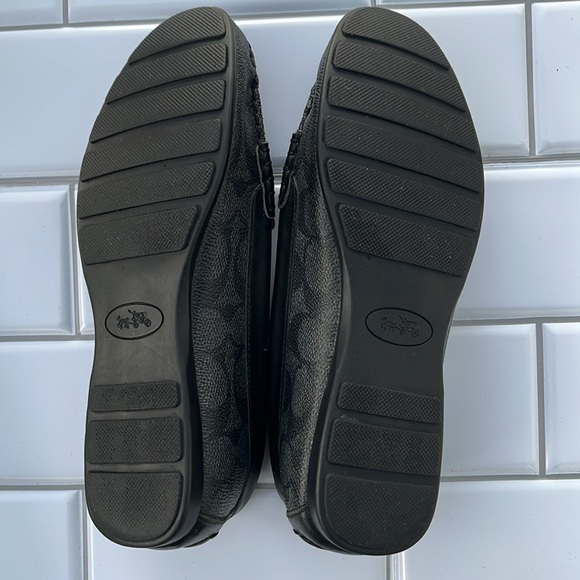 COACH Olive Signature Embossed Canvas Flat Loafers Black/Gray Brand New Sz 6B - Picture 8 of 16